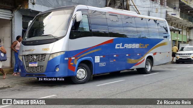 Classe Tour 1150 na cidade de Petrópolis, Rio de Janeiro, Brasil, por Zé Ricardo Reis. Número da foto: #12638504.
