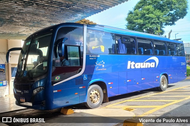 Viação Itaúna 2060 na cidade de Itaúna, Minas Gerais, Brasil, por Vicente de Paulo Alves. Número da foto: #12639512.