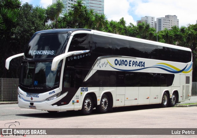 Viação Ouro e Prata 1015 na cidade de Curitiba, Paraná, Brasil, por Luiz Petriz. Número da foto: #12638930.