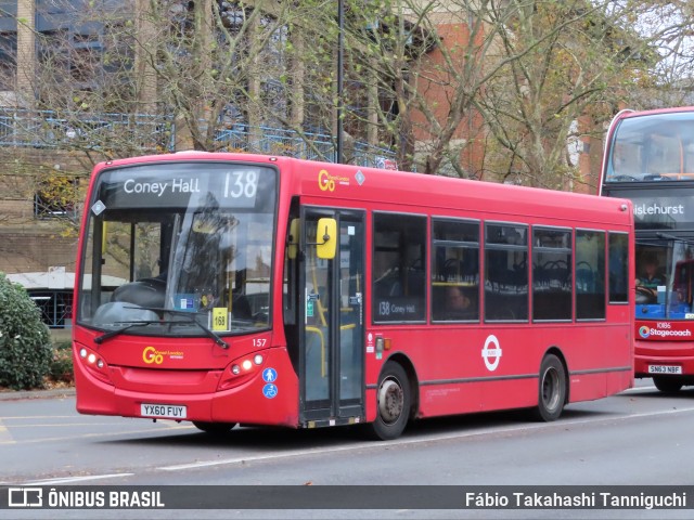 Metrobus 157 na cidade de Bromley, Greater London, Inglaterra, por Fábio Takahashi Tanniguchi. Número da foto: #12639460.