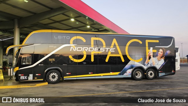 Expresso Nordeste 5975 na cidade de São Carlos, São Paulo, Brasil, por Claudio José de Souza. Número da foto: #12641598.