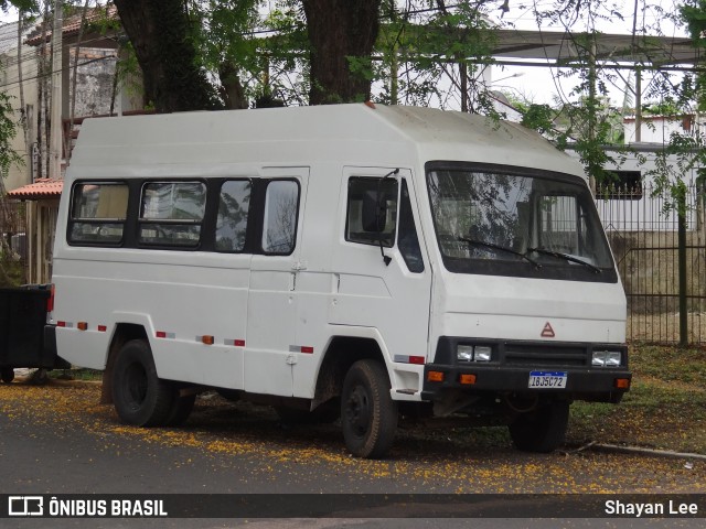 Ônibus Particulares 5272 na cidade de Cachoeirinha, Rio Grande do Sul, Brasil, por Shayan Lee. Número da foto: #12644735.