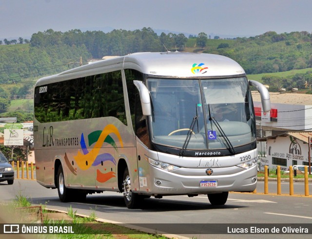 L&R Transportes 2200 na cidade de Alfenas, Minas Gerais, Brasil, por Lucas Elson de Oliveira. Número da foto: #12647659.