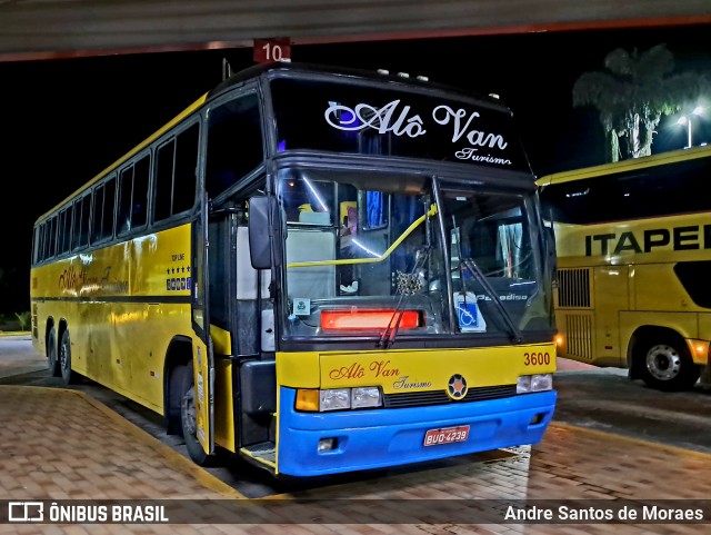 ALOVAN - Alô Van Locações e Turismo 3600 na cidade de Queluz, São Paulo, Brasil, por Andre Santos de Moraes. Número da foto: #12645968.