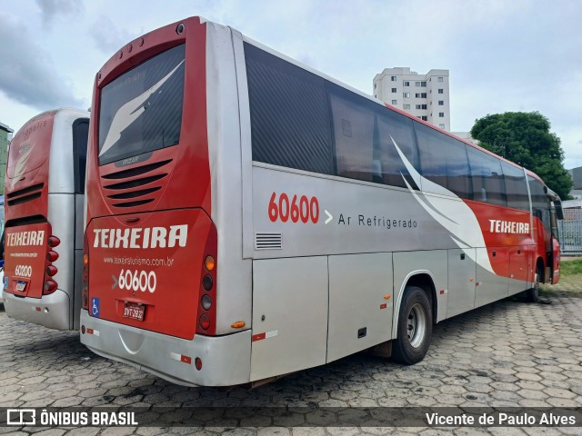 Empresa Irmãos Teixeira 60600 na cidade de Divinópolis, Minas Gerais, Brasil, por Vicente de Paulo Alves. Número da foto: #12650032.