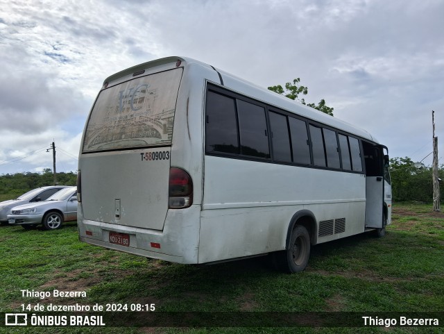VC Transportes T-5809003 na cidade de Iranduba, Amazonas, Brasil, por Thiago Bezerra. Número da foto: #12649177.