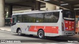 Pêssego Transportes 4 7059 na cidade de São Paulo, São Paulo, Brasil, por Thiago Lima. Número da foto: #:id.