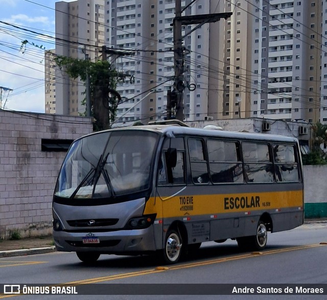 Escolares 16.508 na cidade de São Paulo, São Paulo, Brasil, por Andre Santos de Moraes. Número da foto: #12652443.