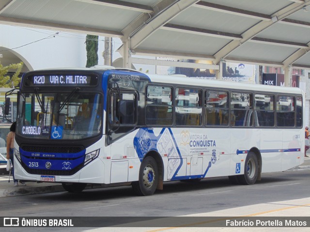 ATT - Atlântico Transportes e Turismo - Vitória da Conquista 2513 na cidade de Vitória da Conquista, Bahia, Brasil, por Fabrício Portella Matos. Número da foto: #12652573.