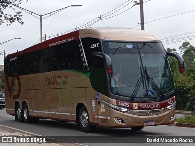 Viação Diamond Turismo 24325 na cidade de Cotia, São Paulo, Brasil, por David Macedo Rocha. Número da foto: #12651427.