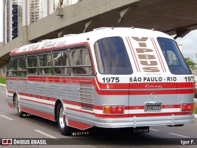 Vip Bus Comércio de Ônibus 1975 na cidade de Barueri, São Paulo, Brasil, por Igor F.. Número da foto: #12655960.
