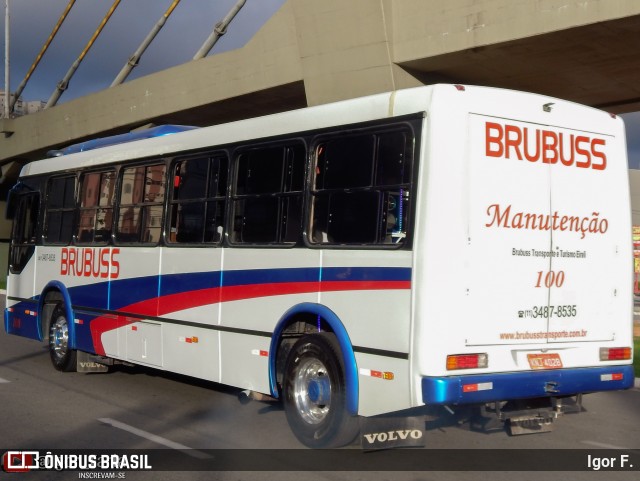 Brubuss Transportes 100 na cidade de Barueri, São Paulo, Brasil, por Igor F.. Número da foto: #12655968.