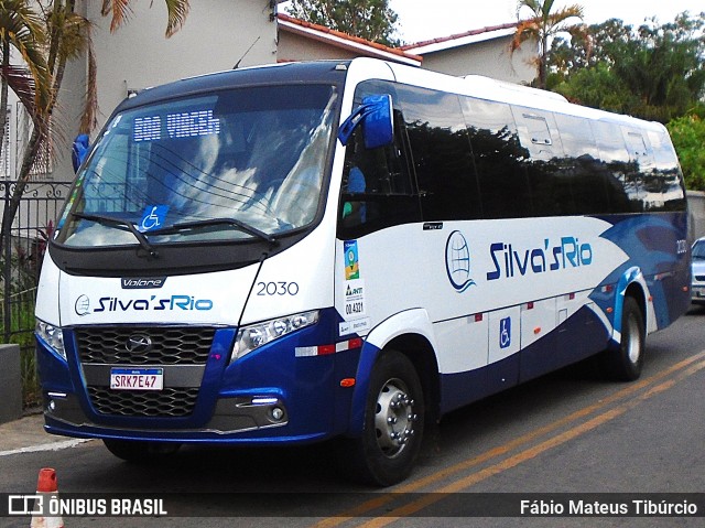 Silva's Rio Turismo e Fretamento 2030 na cidade de Três Corações, Minas Gerais, Brasil, por Fábio Mateus Tibúrcio. Número da foto: #12608343.