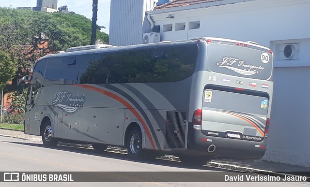 JF Transportes 2117 na cidade de Bento Gonçalves, Rio Grande do Sul, Brasil, por David Verissimo Jsauro. Número da foto: #12608727.