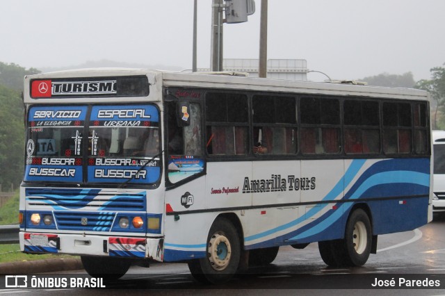 Autobuses sin identificación - Paraguai 000 na cidade de Caacupé, Cordillera, Paraguai, por José Paredes. Número da foto: #12657276.