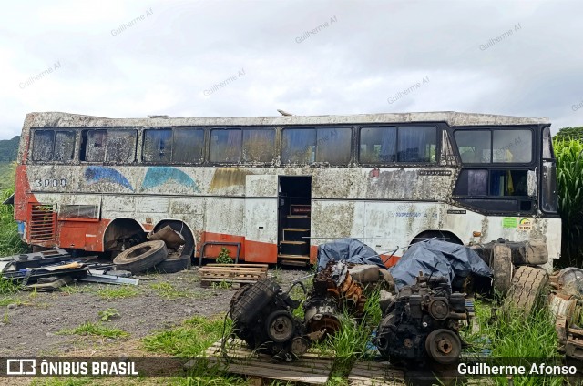 Sucata e Desmanches 3000 na cidade de Rio Claro, Rio de Janeiro, Brasil, por Guilherme Afonso. Número da foto: #12658172.