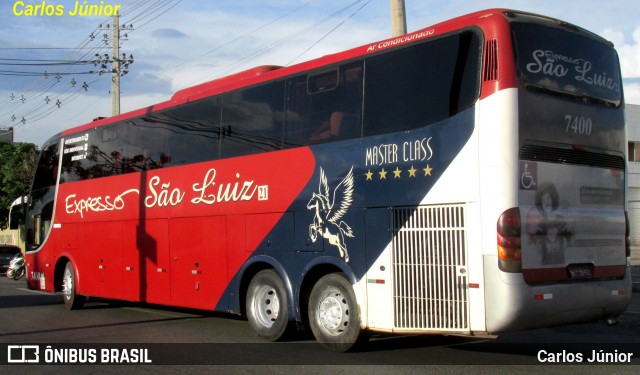 Expresso São Luiz 7400 na cidade de Goiânia, Goiás, Brasil, por Carlos Júnior. Número da foto: #12658562.