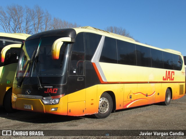 JAC 7708 na cidade de Temuco, Cautín, Araucanía, Chile, por Javier Vargas Candia. Número da foto: #12656400.