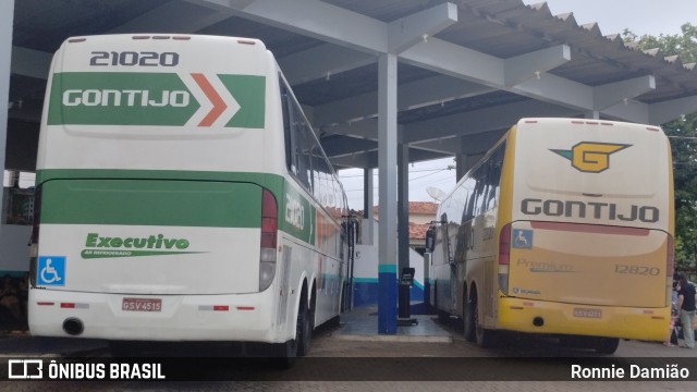 Empresa Gontijo de Transportes 21020 na cidade de Minas Novas, Minas Gerais, Brasil, por Ronnie Damião. Número da foto: #12656713.