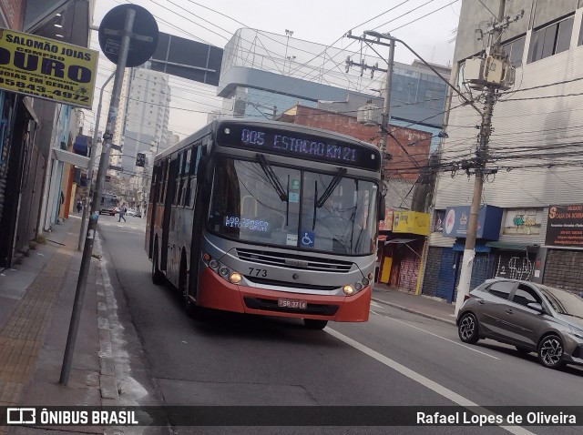 Viação Osasco 773 na cidade de Osasco, São Paulo, Brasil, por Rafael Lopes de Oliveira. Número da foto: #12656327.