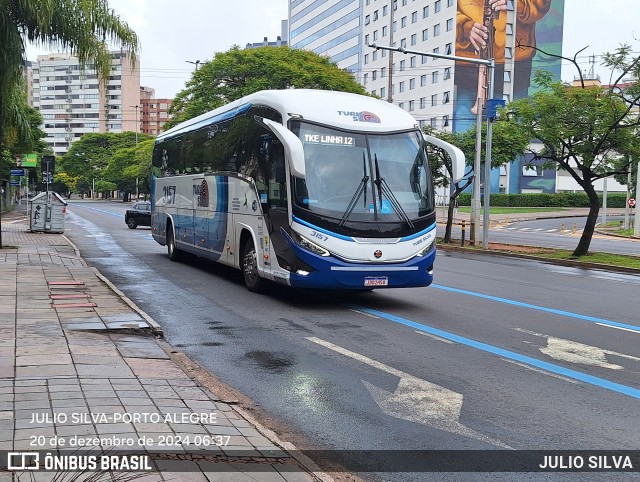 Turis Silva 3157 na cidade de Porto Alegre, Rio Grande do Sul, Brasil, por JULIO SILVA. Número da foto: #12656739.