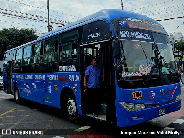 Vencedores Express 130 na cidade de Magdalena del Mar, Lima, Lima Metropolitana, Peru, por Joaquín Mauricio Vidal Mollyk. Número da foto: #12658161.