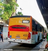 Empresa Metropolitana 433 na cidade de Jaboatão dos Guararapes, Pernambuco, Brasil, por Luan Busólogo. Número da foto: #:id.