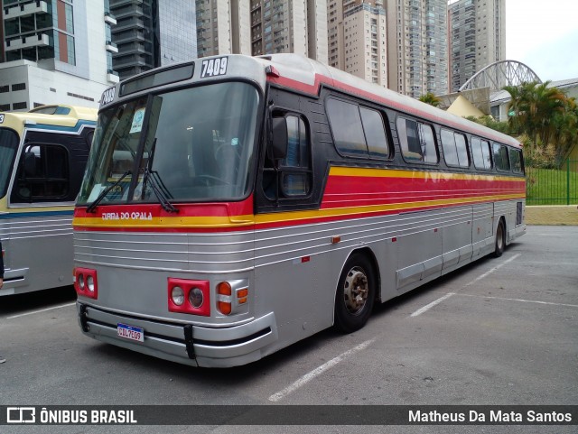 Ônibus Particulares 7409 na cidade de Barueri, São Paulo, Brasil, por Matheus Da Mata Santos. Número da foto: #12660466.