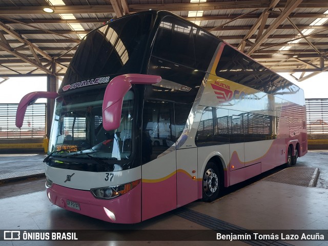 Covalle Bus 37 na cidade de Estación Central, Santiago, Metropolitana de Santiago, Chile, por Benjamín Tomás Lazo Acuña. Número da foto: #12662288.
