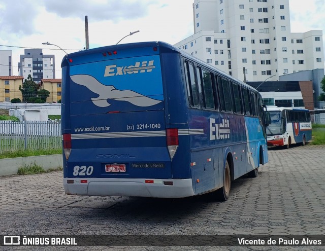 Exdil - Expresso Divinopolitano 820 na cidade de Divinópolis, Minas Gerais, Brasil, por Vicente de Paulo Alves. Número da foto: #12659770.