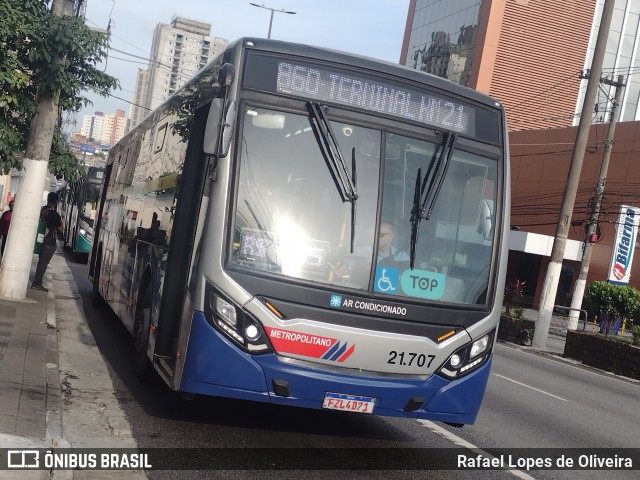 Viação Osasco 21.707 na cidade de Osasco, São Paulo, Brasil, por Rafael Lopes de Oliveira. Número da foto: #12661046.