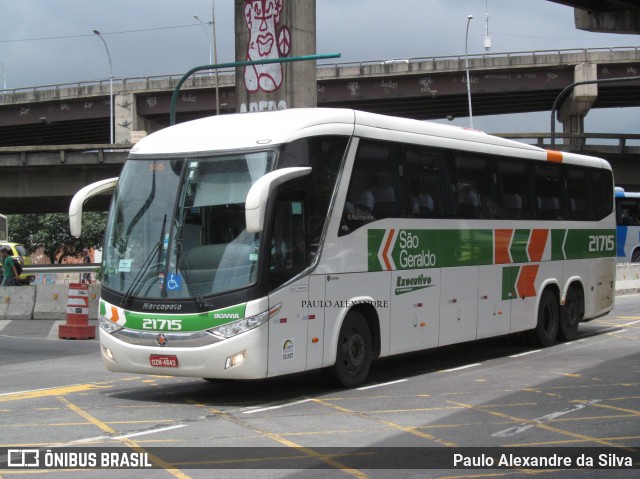 Empresa Gontijo de Transportes 21715 na cidade de Rio de Janeiro, Rio de Janeiro, Brasil, por Paulo Alexandre da Silva. Número da foto: #12661231.