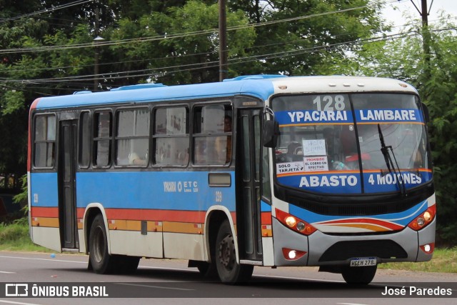 Ypacaraí ETC - Linea 128 239 na cidade de Ypacaraí, Central, Paraguai, por José Paredes. Número da foto: #12660632.