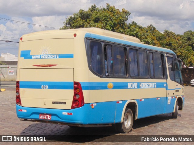 Viação Novo Horizonte 620 na cidade de Vitória da Conquista, Bahia, Brasil, por Fabrício Portella Matos. Número da foto: #12661134.