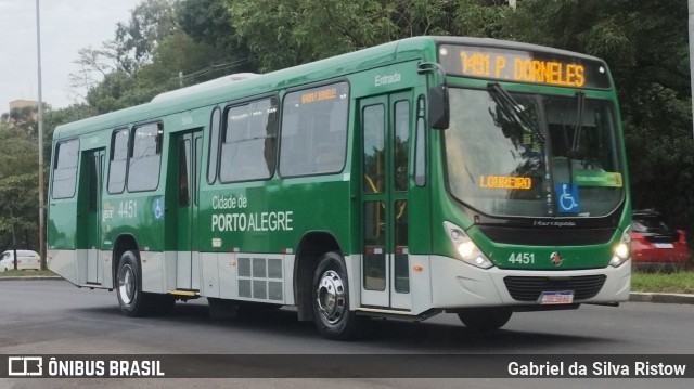 VAP - Viação Alto Petrópolis 4451 na cidade de Porto Alegre, Rio Grande do Sul, Brasil, por Gabriel da Silva Ristow. Número da foto: #12662277.