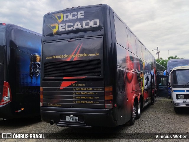 Banda Doce Pecado 2008 na cidade de Erechim, Rio Grande do Sul, Brasil, por Vinícius Weber. Número da foto: #12659446.