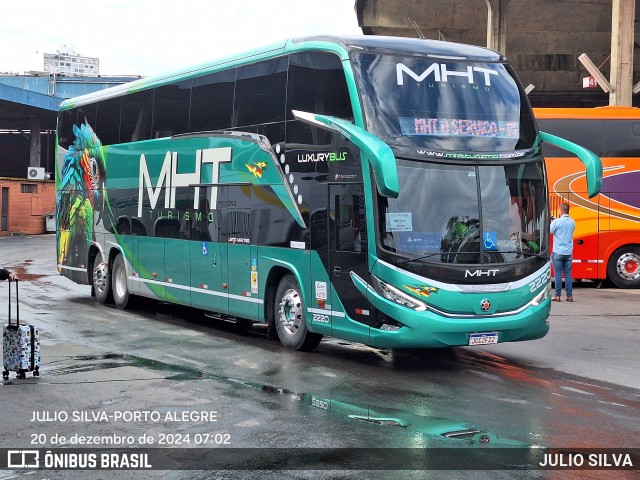 MHT Turismo 2220 na cidade de Porto Alegre, Rio Grande do Sul, Brasil, por JULIO SILVA. Número da foto: #12661672.