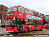 Metroline BDE2613 na cidade de London, Greater London, Inglaterra, por Fábio Takahashi Tanniguchi. Número da foto: #12660226.
