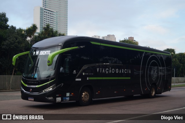 Viação Garcia 92131 na cidade de Curitiba, Paraná, Brasil, por Diogo Viec. Número da foto: #12662889.