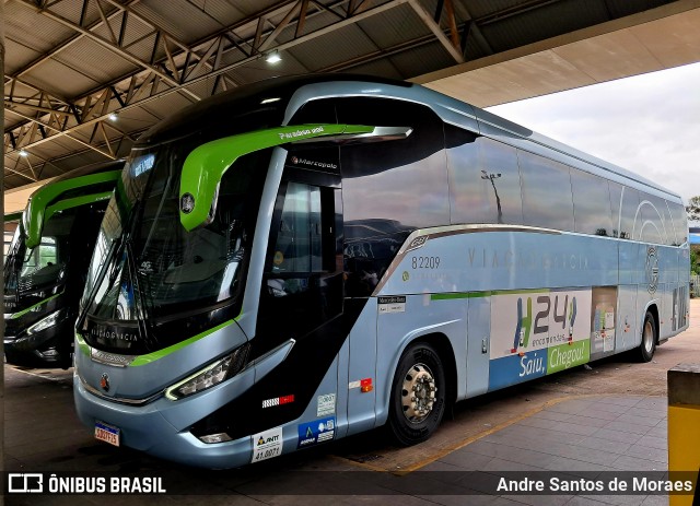 Viação Garcia 82209 na cidade de Curitiba, Paraná, Brasil, por Andre Santos de Moraes. Número da foto: #12662699.