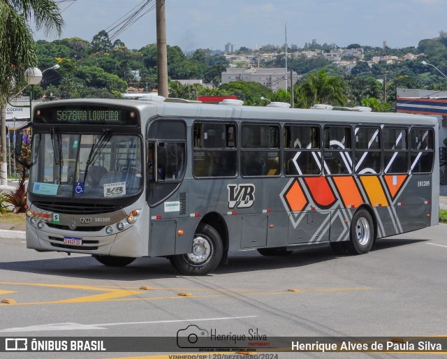 VB Transportes e Turismo 181205 na cidade de Vinhedo, São Paulo, Brasil, por Henrique Alves de Paula Silva. Número da foto: #12664815.