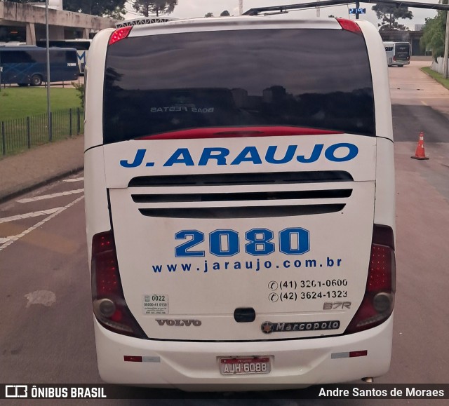 J. Araujo 2080 na cidade de Curitiba, Paraná, Brasil, por Andre Santos de Moraes. Número da foto: #12662692.