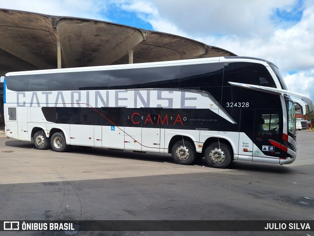 Auto Viação Catarinense 324328 na cidade de Porto Alegre, Rio Grande do Sul, Brasil, por JULIO SILVA. Número da foto: #12662336.
