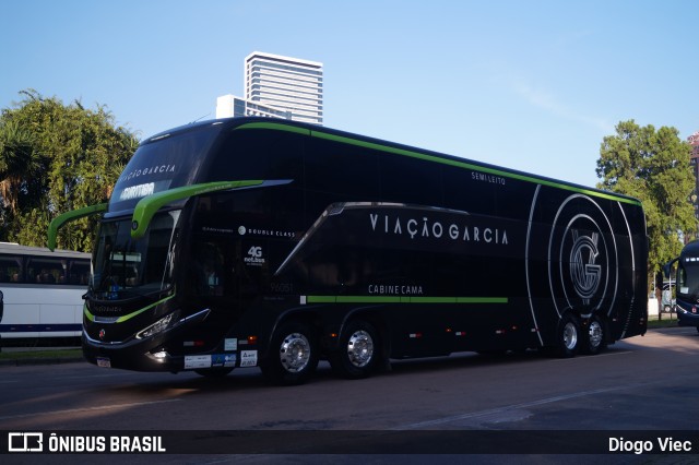 Viação Garcia 96051 na cidade de Curitiba, Paraná, Brasil, por Diogo Viec. Número da foto: #12662871.
