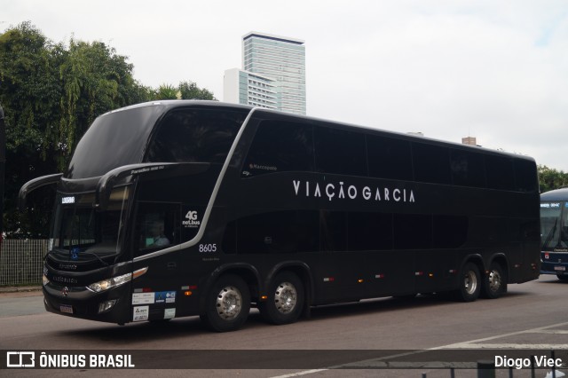 Viação Garcia 8605 na cidade de Curitiba, Paraná, Brasil, por Diogo Viec. Número da foto: #12662921.