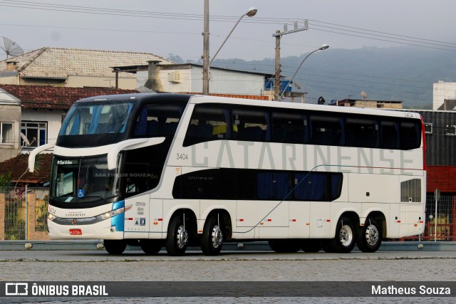 Auto Viação Catarinense 3404 na cidade de Balneário Camboriú, Santa Catarina, Brasil, por Matheus Souza. Número da foto: #12668052.