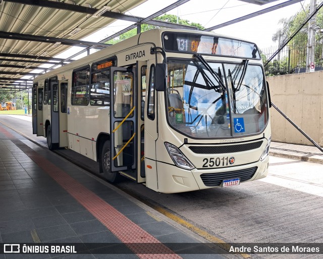 Viação Castelo Branco 25011 na cidade de Curitiba, Paraná, Brasil, por Andre Santos de Moraes. Número da foto: #12664983.