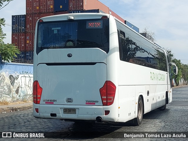 Ruta Curacaví LBDK71 na cidade de Estación Central, Santiago, Metropolitana de Santiago, Chile, por Benjamín Tomás Lazo Acuña. Número da foto: #12667917.
