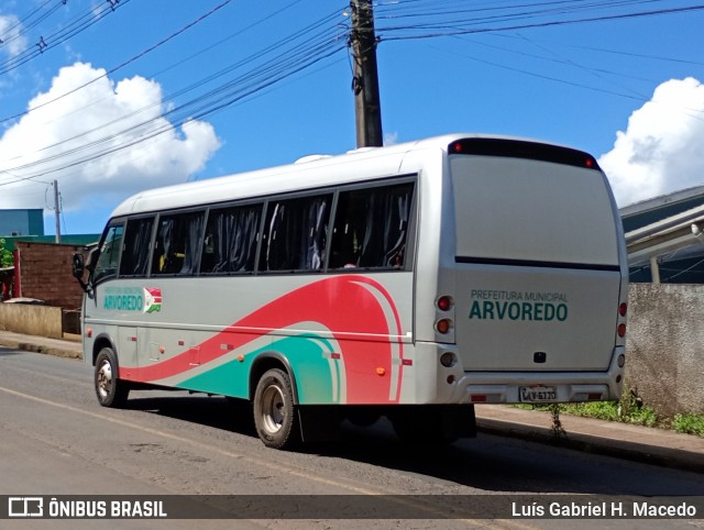 Prefeitura Municipal de Arvoredo QIV6770 na cidade de Seara, Santa Catarina, Brasil, por Luís Gabriel H. Macedo. Número da foto: #12666004.