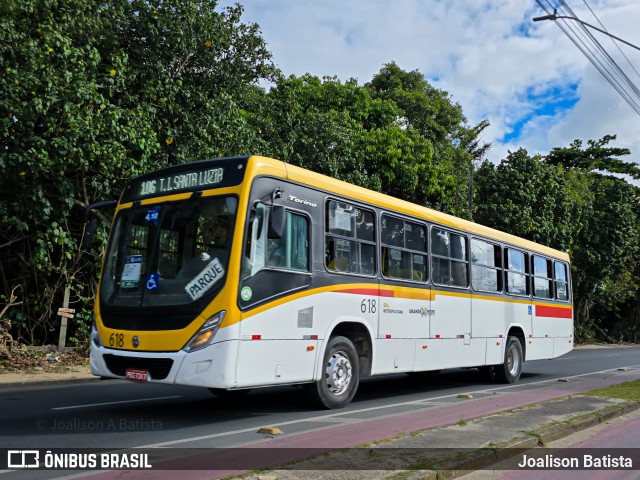 Empresa Metropolitana 618 na cidade de Recife, Pernambuco, Brasil, por Joalison Batista. Número da foto: #12670330.